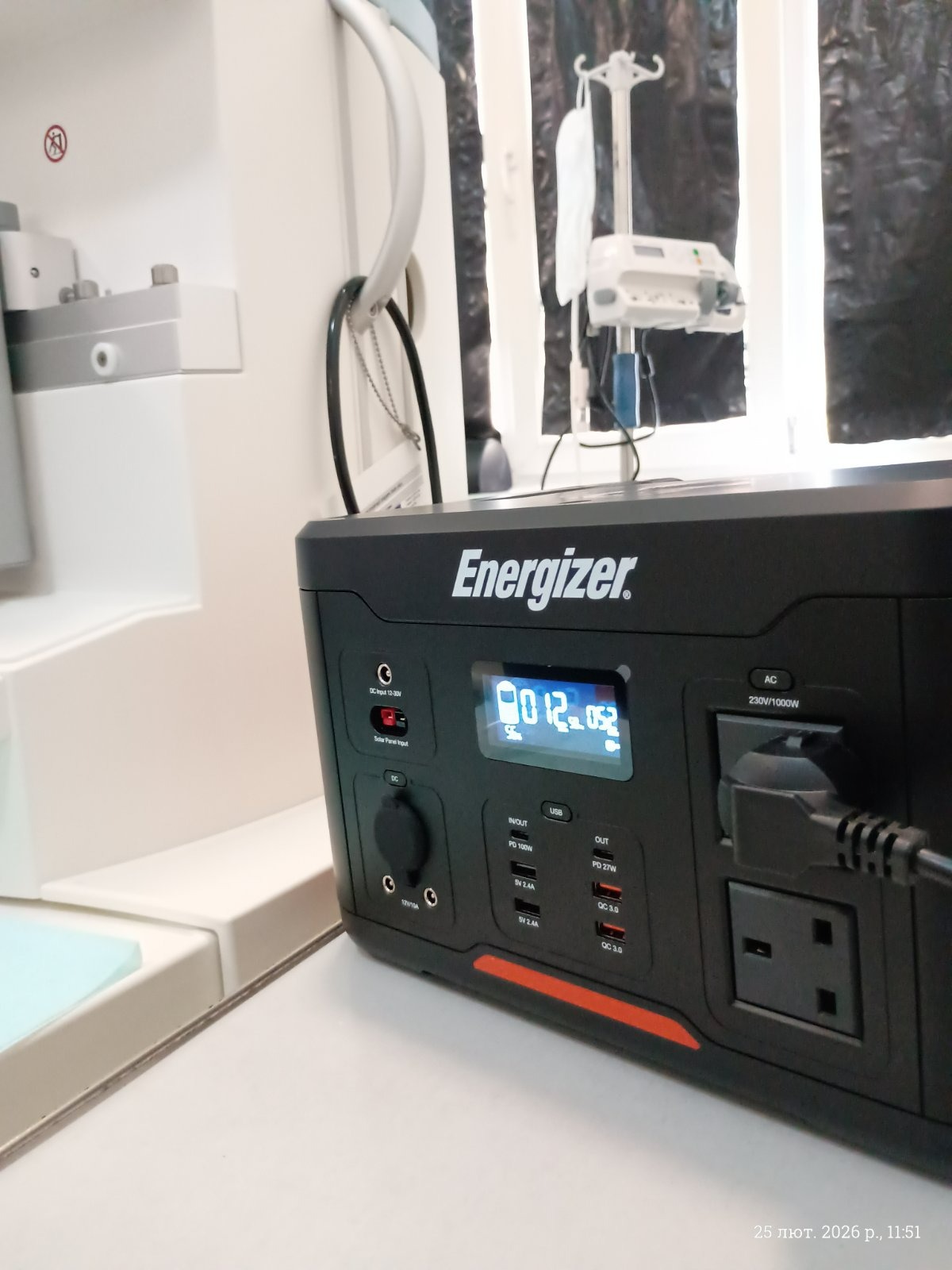 Портативна зарядна станція Energizer в лікарні